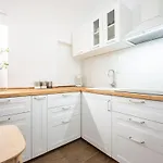 Aeterna Rhome - Domus Piramide Apartment Rome