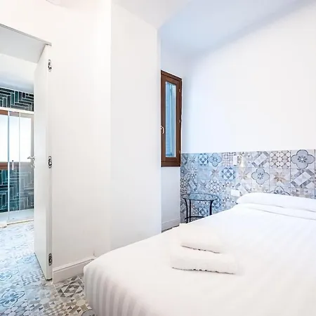 Apartmán Aeterna Rhome - Domus Piramide Řím