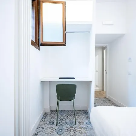 Aeterna Rhome - Domus Piramide Apartmán