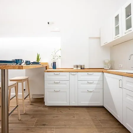 Apartmán Aeterna Rhome - Domus Piramide *