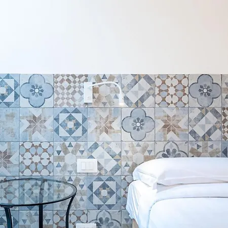 Aeterna Rhome - Domus Piramide Apartmán *