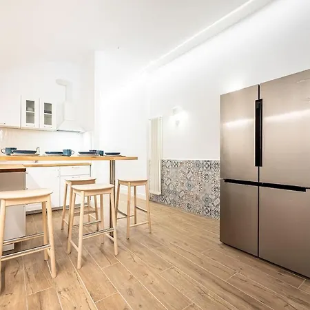 Apartman Aeterna Rhome - Domus Piramide *