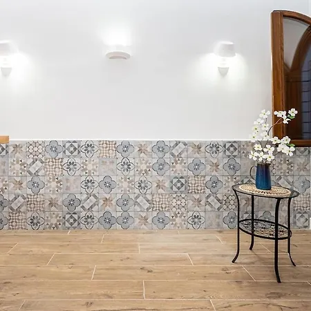 Apartman Aeterna Rhome - Domus Piramide