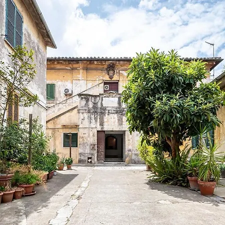 Aeterna Rhome - Domus Piramide Apartment *